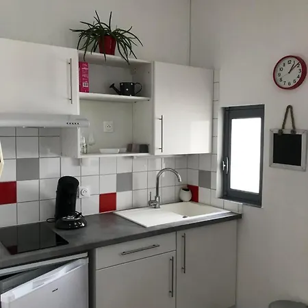 Studio Proche Marche La Rochelle (Charente-Maritime)